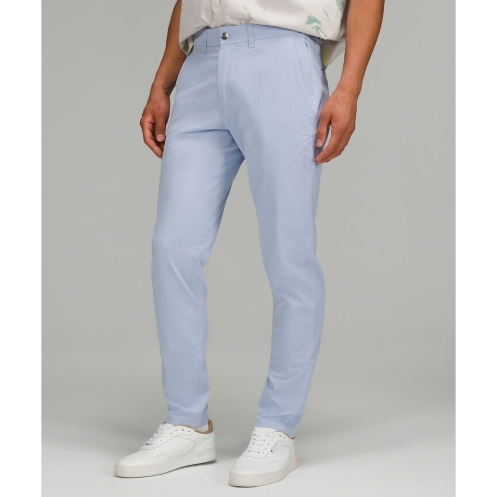 Lululemon Commission Pant Mens 34x30 Light Blue Ventlight Slim Tapered Fit Chino